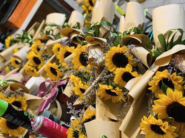 Shop bán hoa tặng sự kiện – Hoa Tươi 360