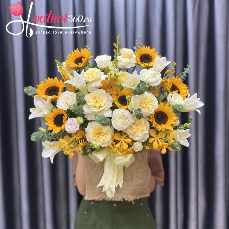 Giỏ hoa khai trương tone vàng Mùa Vàng Bội Thu
