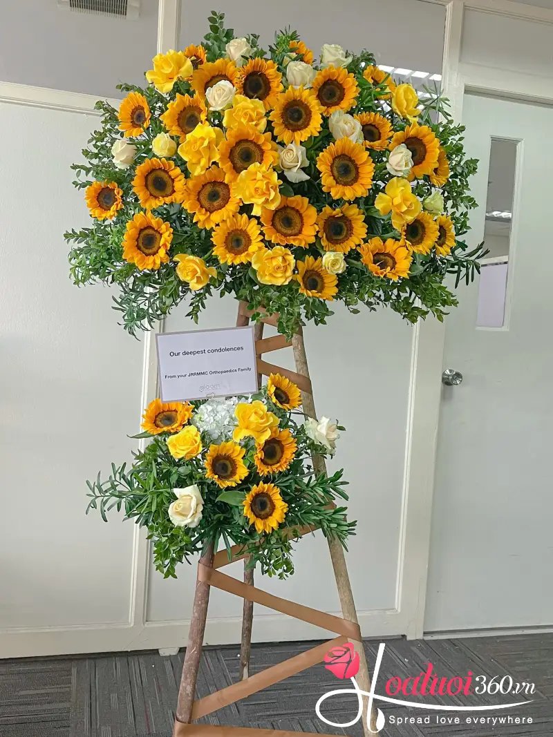 Kệ hoa hướng dương khai trương