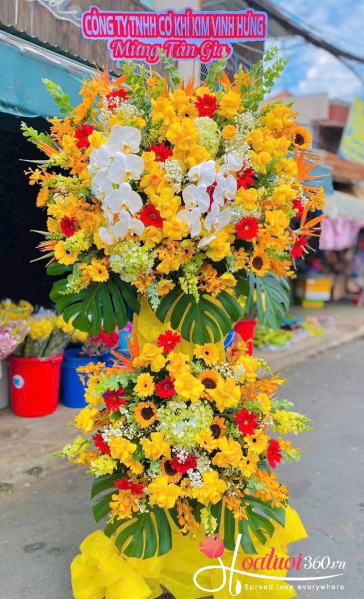 Kệ hoa khai trương tone vàng Rạng Rỡ Ngày Vui 