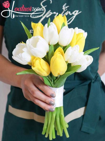 Bó hoa cưới Tulip - Một nhà