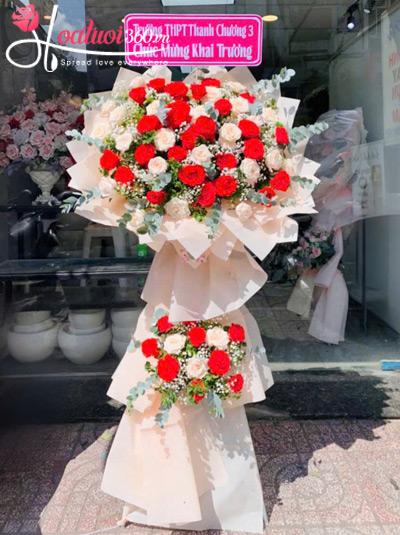 Kệ hoa khai trương - Phát triển vươn xa