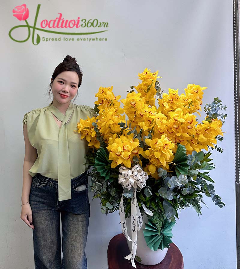 Bình hoa lan tặng mẹ ngày lễ Vu Lan