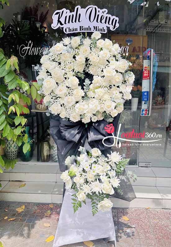 Kệ hoa chia buồn của Hoa tươi 360 đường 125 Phùng Hưng, Hoàn Kiếm, Ha Nội