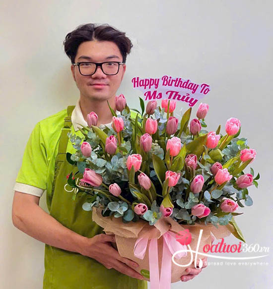 Chậu hoa tulip tặng sinh nhật con gái giao ở gần An Phú Đông Quận 12