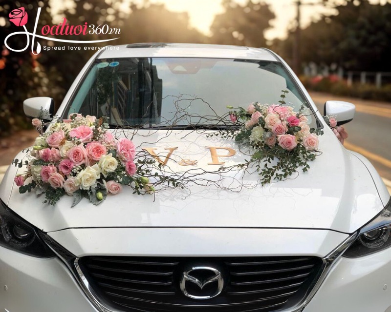 Xe hoa đám cưới theo tên viết tắt cô dâu chú rể