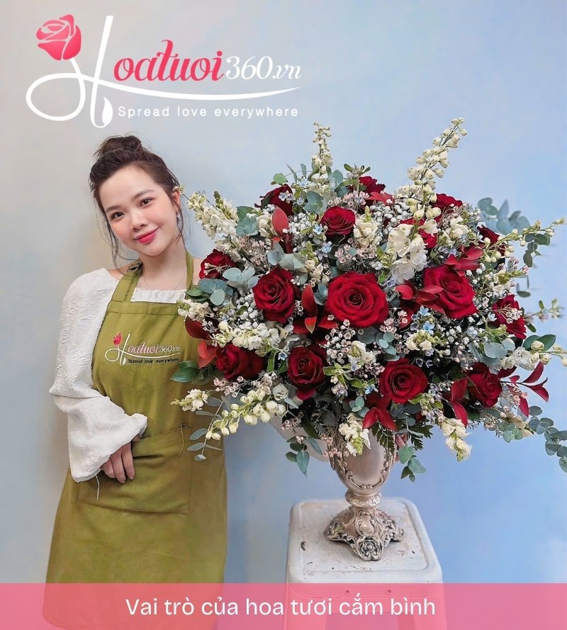 Vai trò của hoa tươi cắm bình