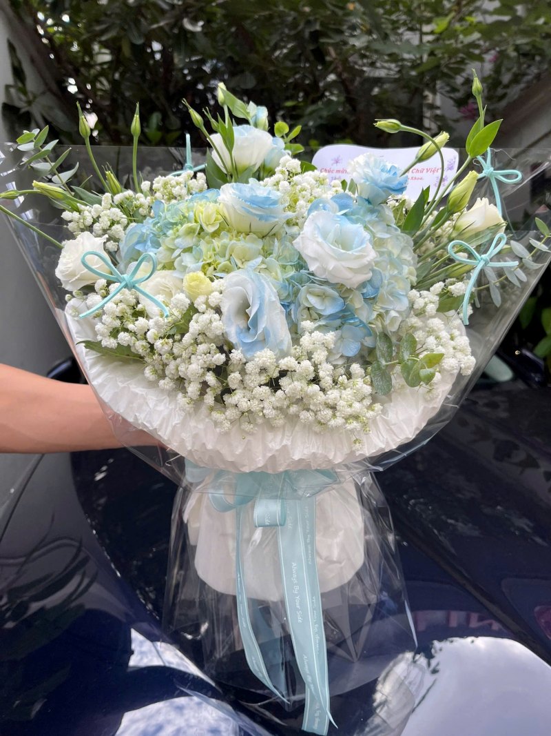 Bó hoa baby kết hợp hoa phụ nhỏ xinh