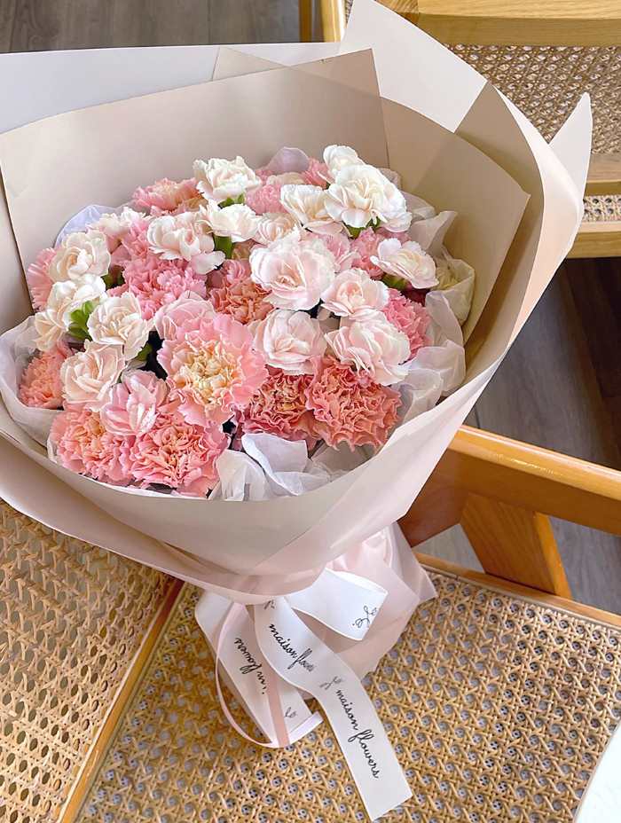 Bó hoa cẩm chướng hồng tặng sinh nhật mẹ