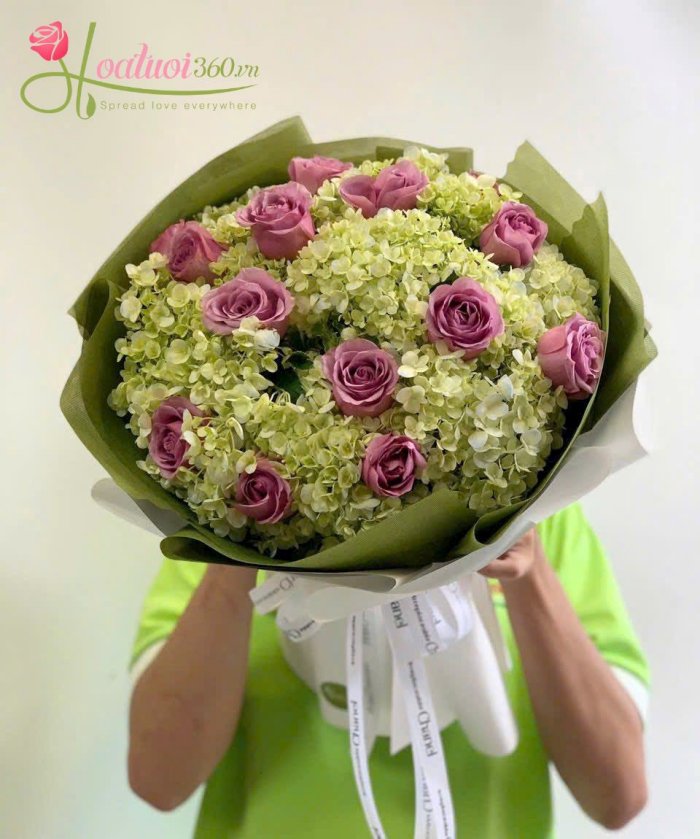 Bó hoa cẩm tú cầu xanh mừng tốt nghiệp