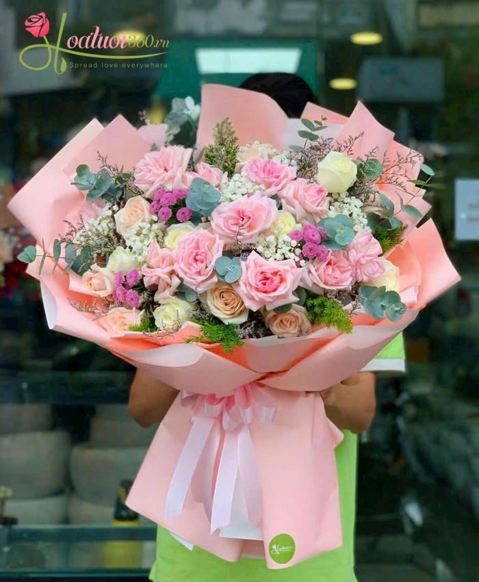 Bó hoa hồng chúc mừng ngày tốt nghiệp