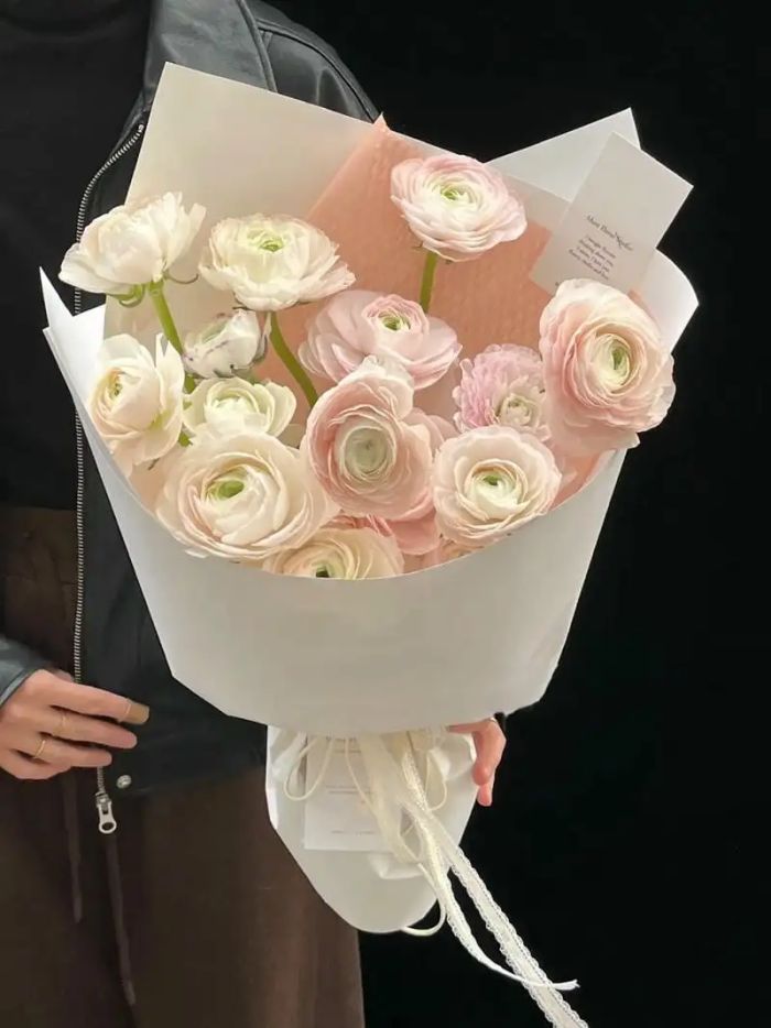 Bó hoa mao lương hồng tặng vợ siêu lãng mạn