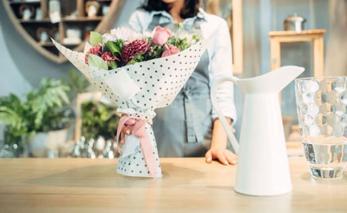 Hướng dẫn cách chăm sóc hoa tươi dạng bó