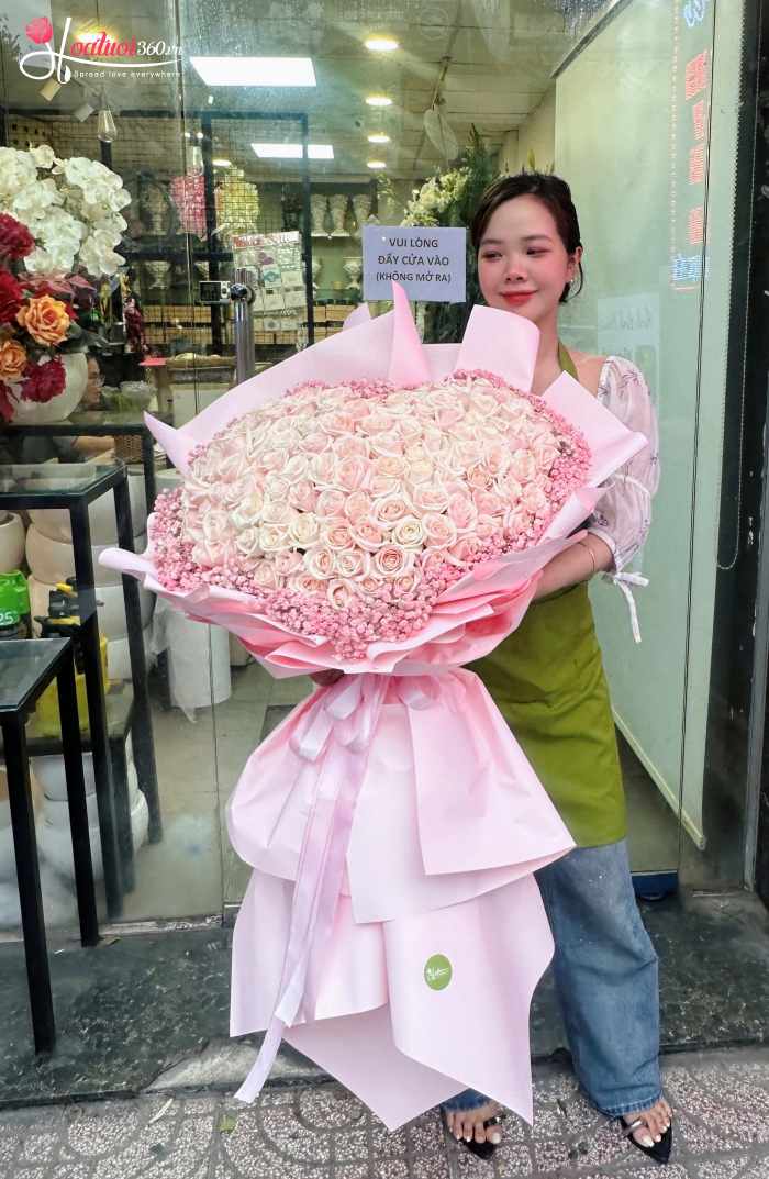 Đặt hoa tình yêu online tại shop hoa phường Phú Lâm TPHCM