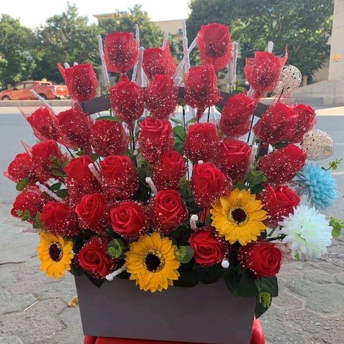 giỏ hoa sáp khai trương tone đỏ