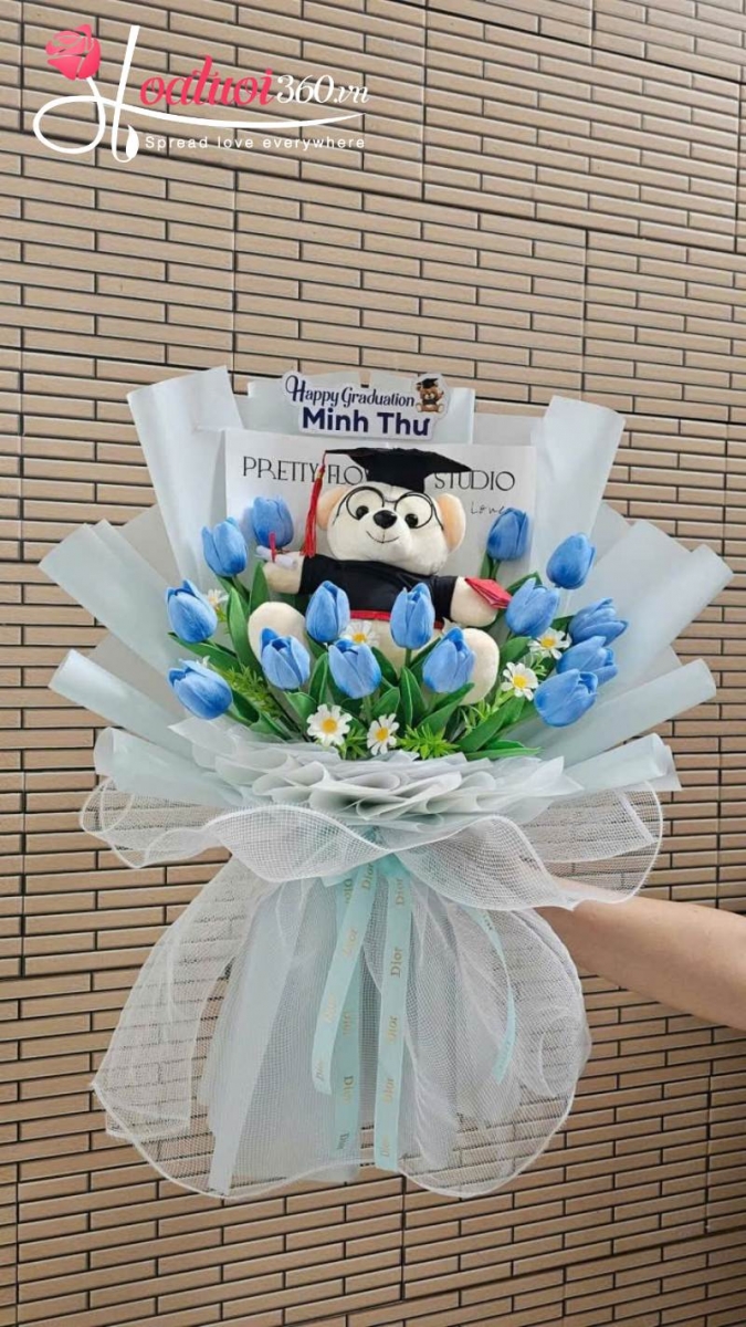 Bó tulip xanh mừng tốt nghiệp