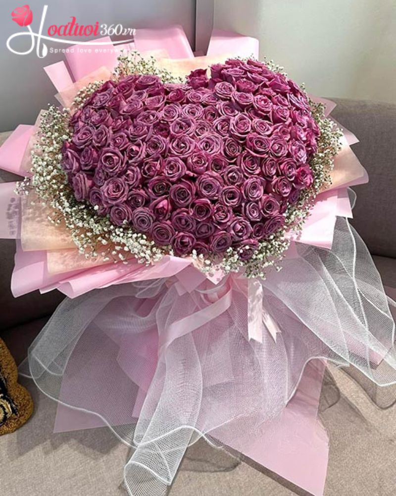 Bó hồng tím kết hình trái tim