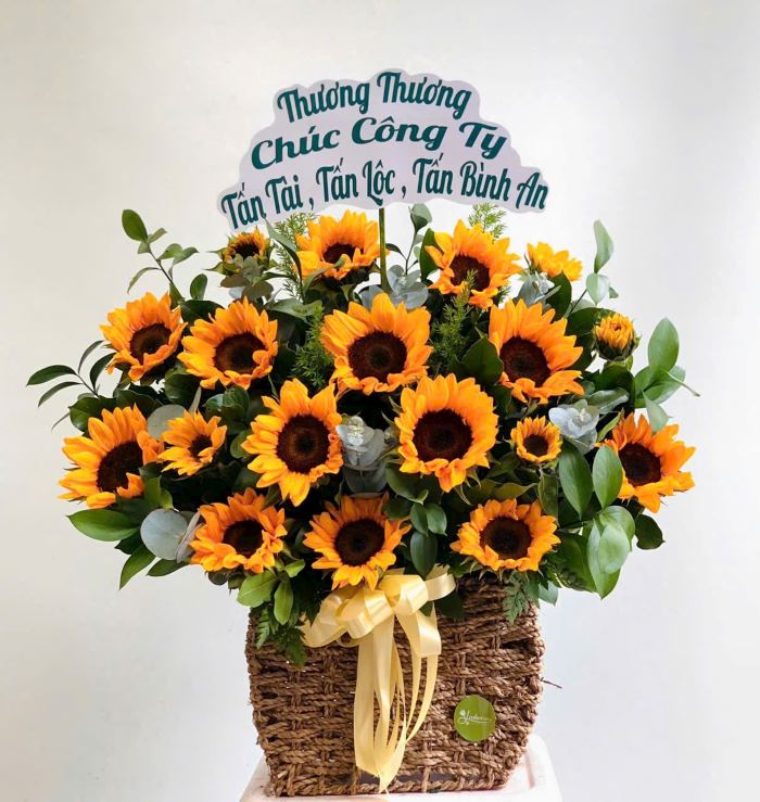 Giỏ hoa hướng dương mừng khai trương nhỏ gọn