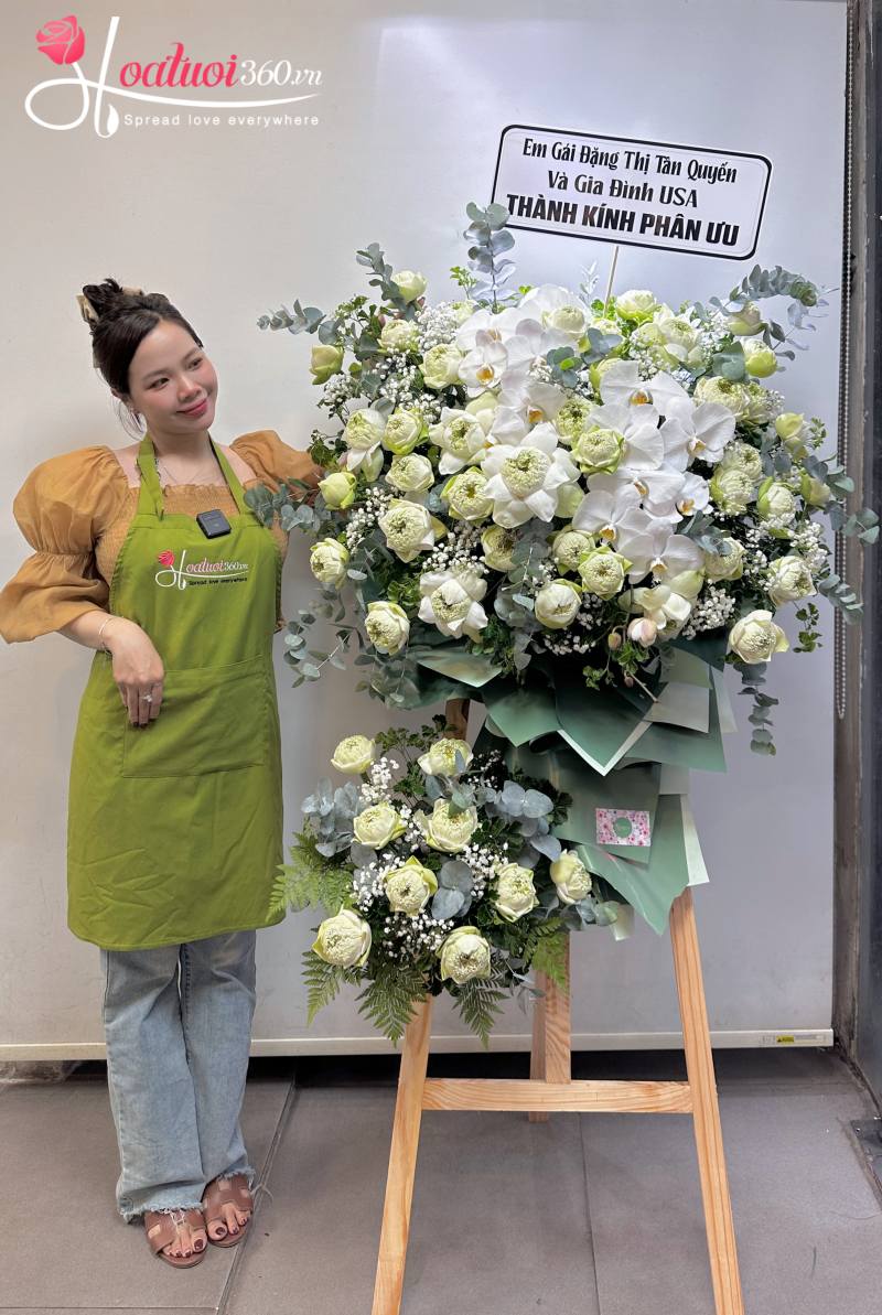 Tặng hoa sen trắng chia buồn đến gia quyến