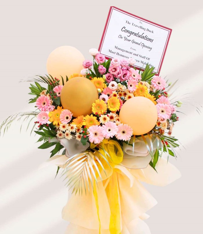 Kệ hoa đồng tiền đa sắc mừng ngày khai trương