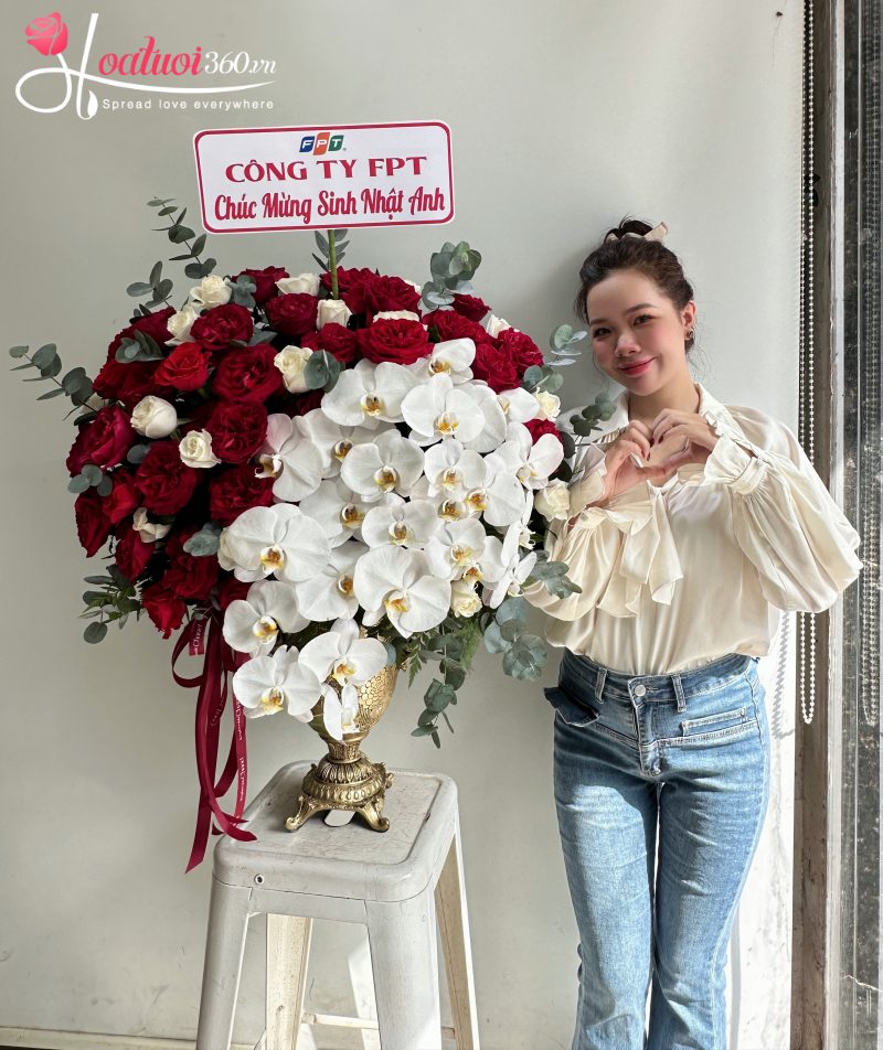 lẵng hoa hồng mix lan mokara cảm ơn