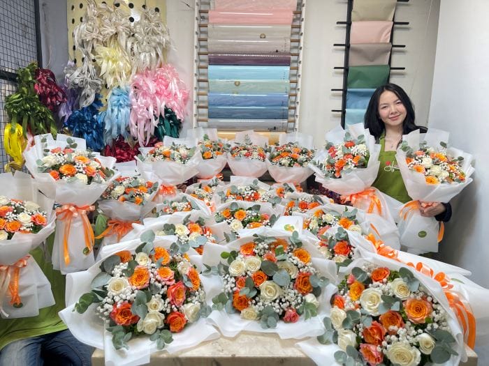 Shop hoa tươi Hồ Thị Kỷ có dịch vụ đặt hoa online giao tận nơi