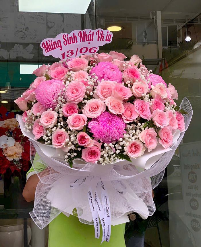 đặt hoa sinh nhật vợ
