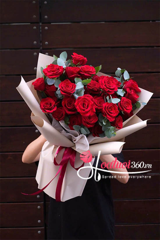 Bó hoa hồng đỏ - Vẫn mãi yêu em