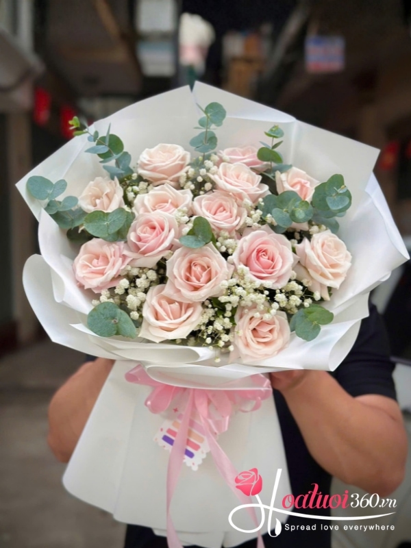 Bó hoa dáng tròn - Điều đôi mắt không thể thấy