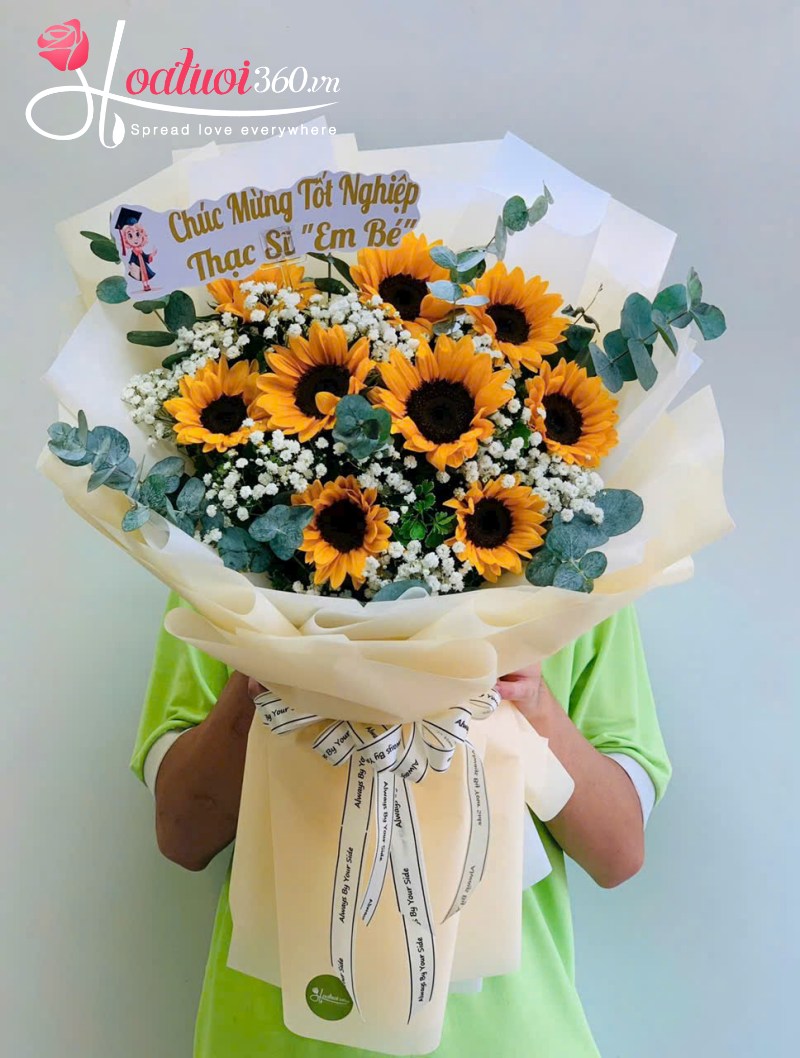 bó hoa hướng dương kèm banner mừng ngày tốt nghiệp