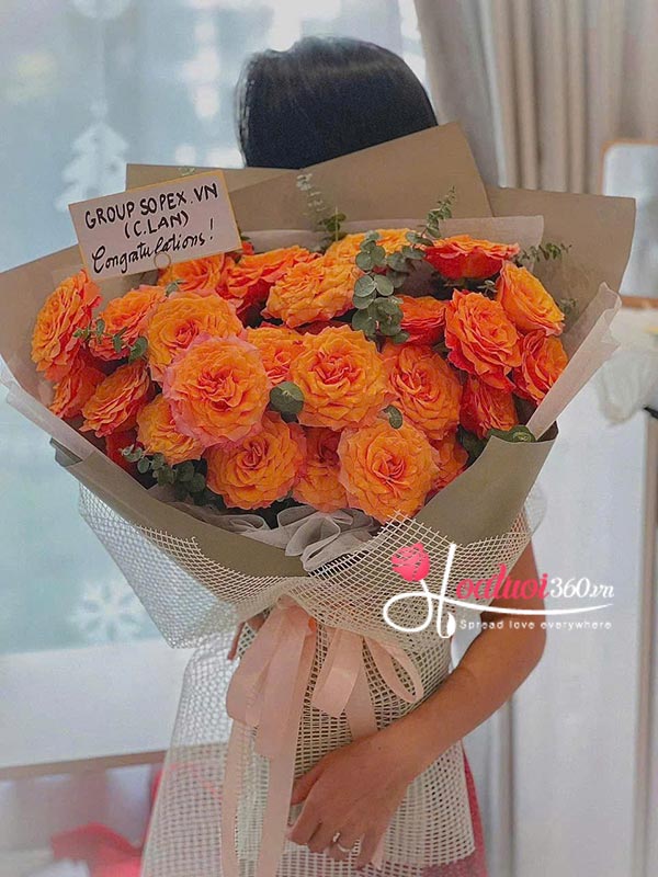 Bó hoa hồng cam - Thế giới muôn màu