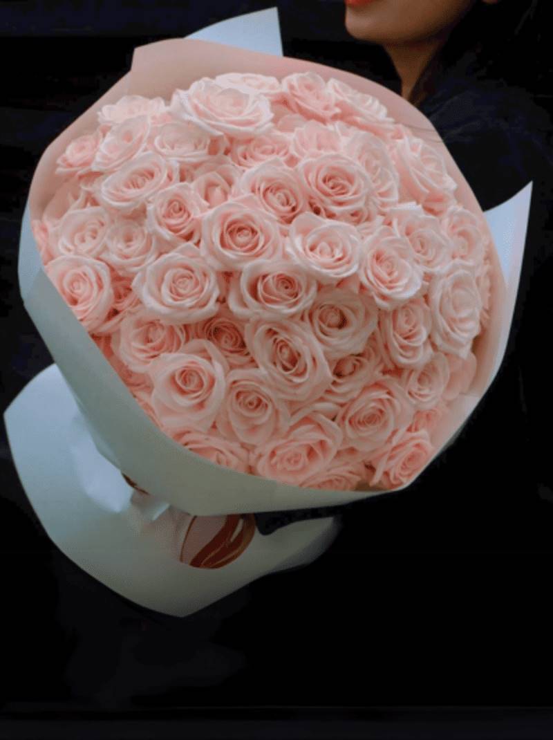 Hoa sinh nhật pastel hồng kem, xu hướng được yêu thích năm 2025